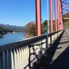 宮ケ瀬湖の鉄橋とクロスバイク