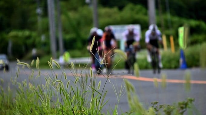 自転車レースのイメージ画像